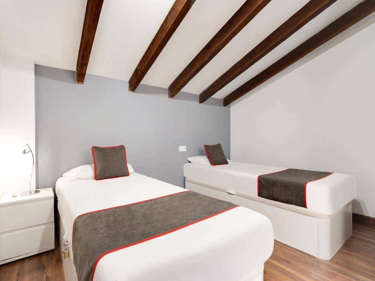 Oyo Style Apartments Puerto Valencia Bagian luar foto