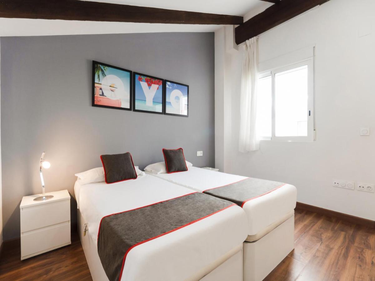 Oyo Style Apartments Puerto Valencia Bagian luar foto