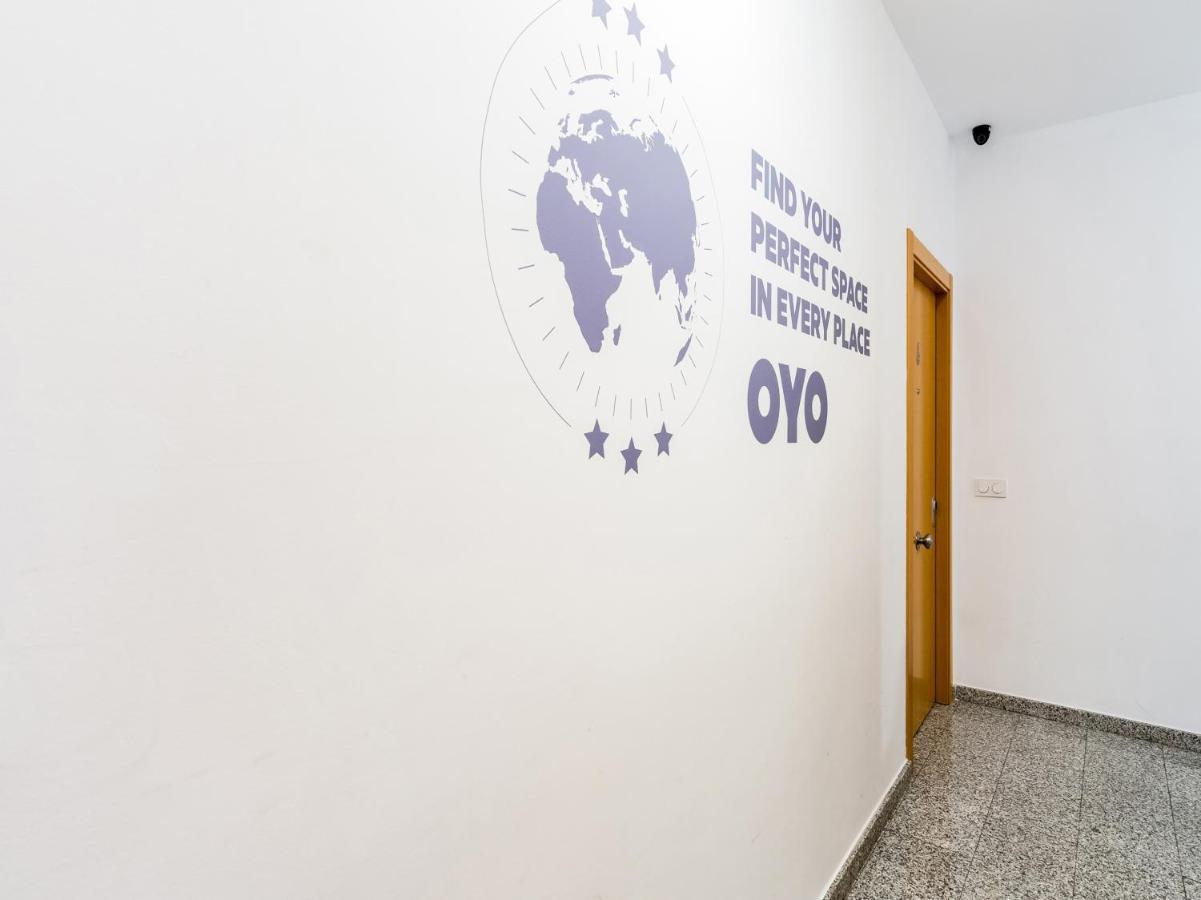 Oyo Style Apartments Puerto Valencia Bagian luar foto